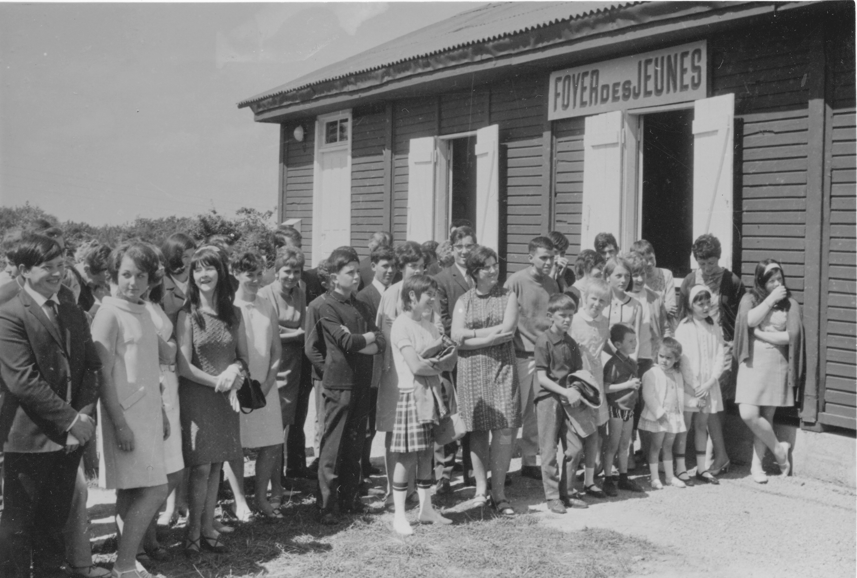 Foyer des jeunes inauguration en 1967 Don Mme Ach 28 02 03 c
