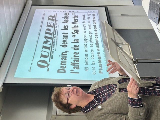 Annick Le Douget en conférence pour La Pègre quimpéroise
